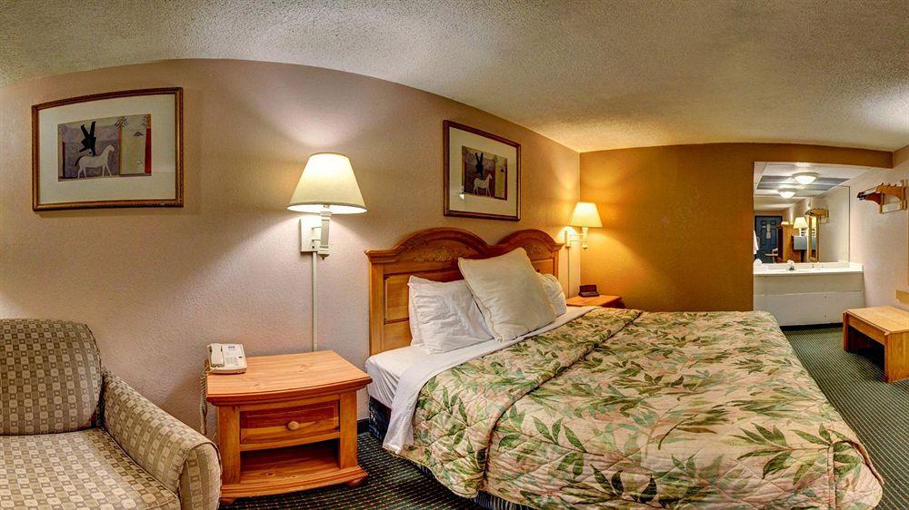 Econo Lodge Pooler - Savannah I-95 外观 照片