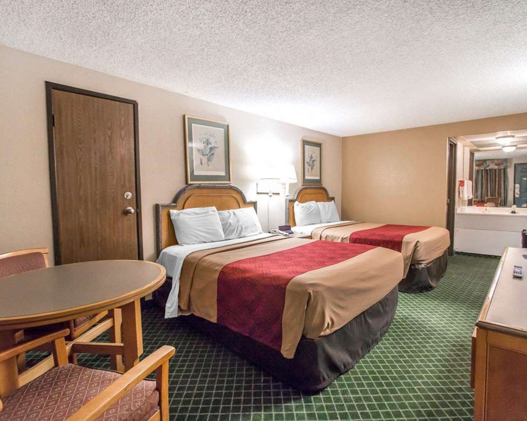 Econo Lodge Pooler - Savannah I-95 客房 照片