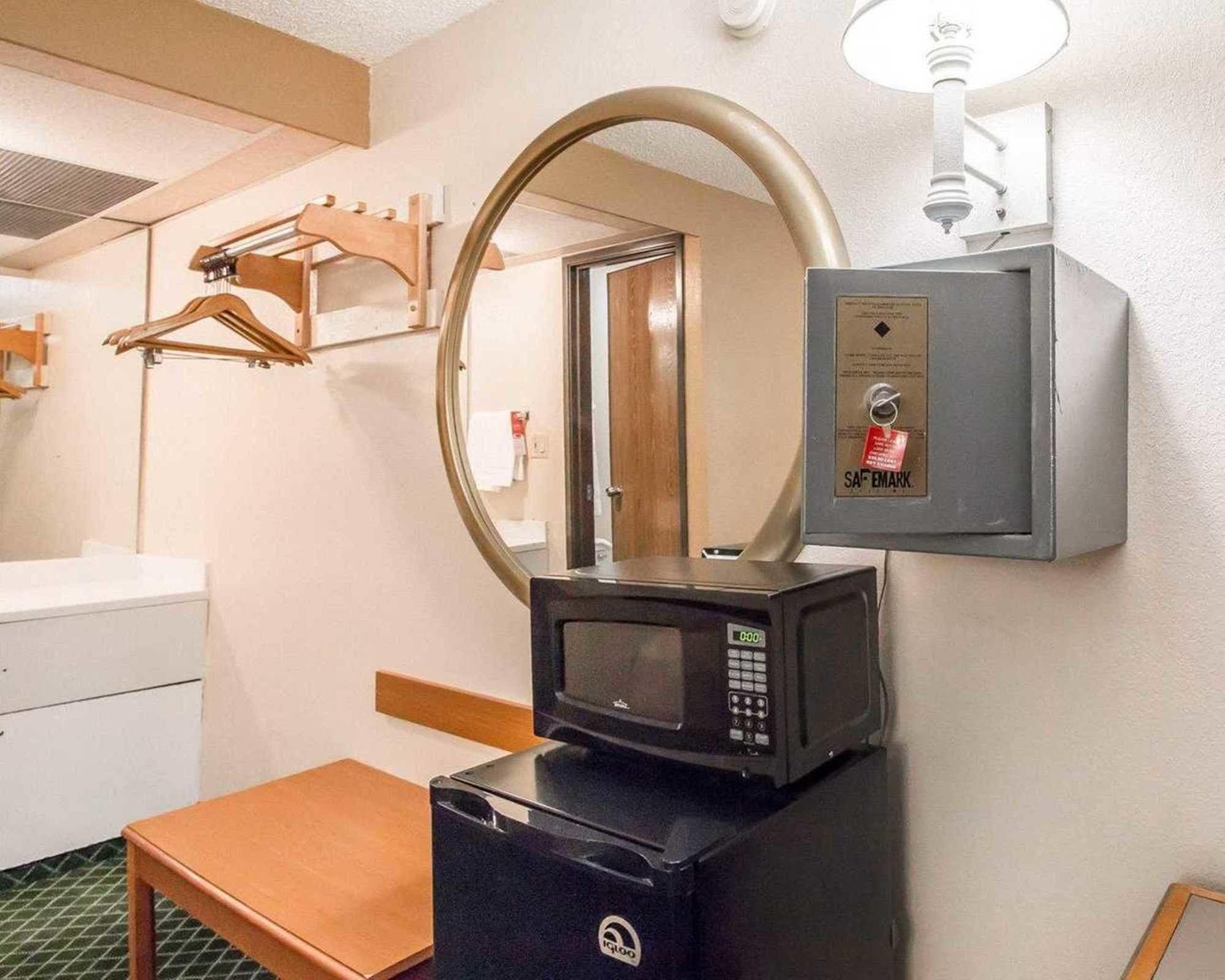 Econo Lodge Pooler - Savannah I-95 外观 照片